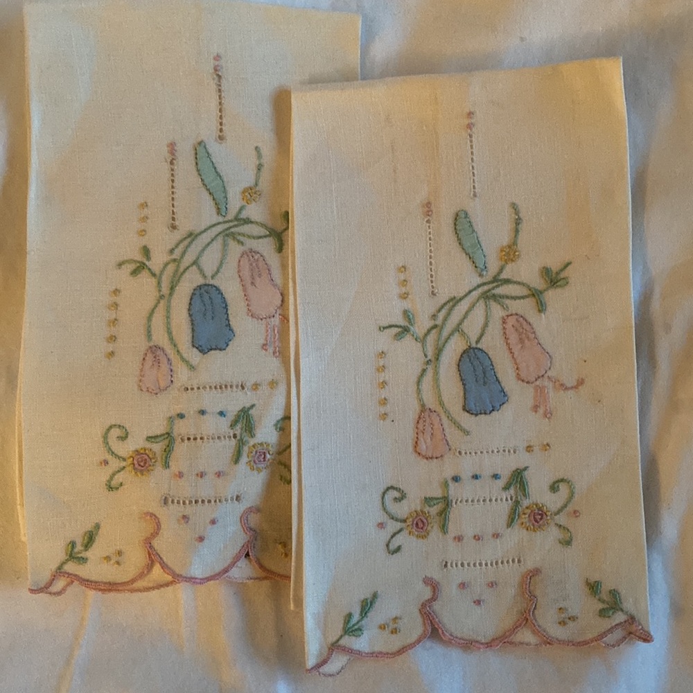 Vintage Towels & Napkins